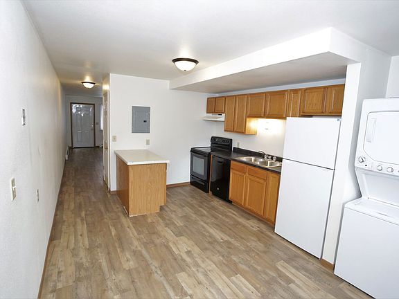 3rd image of 615 1st Ave S #635-D
