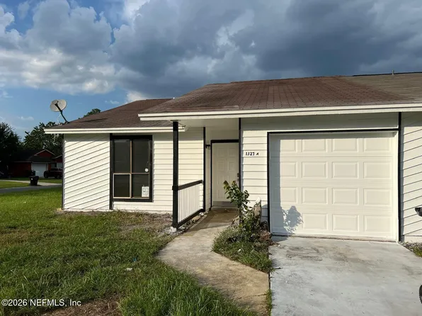 1327 BAY HILL Boulevard #A, Orange Park, FL 32065