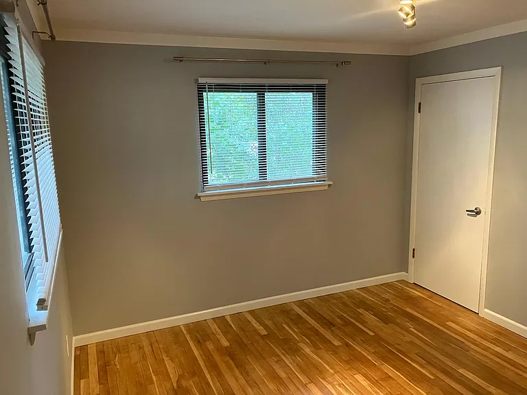 213 W Pitman St — Photo 59