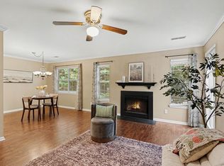 2217 New Garden Rd APT C, Greensboro, NC 27410