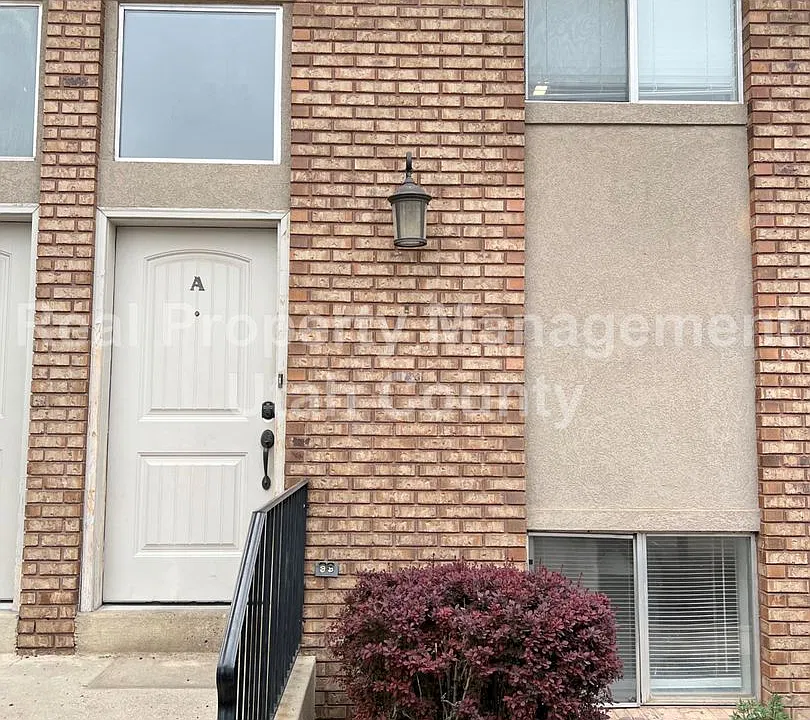 1435 N Amiron Way #A