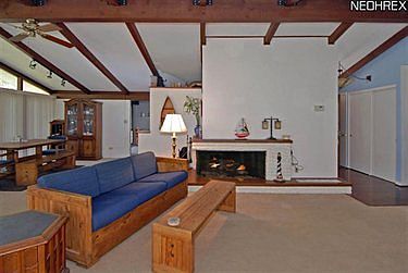2nd image of 2440 Elmwood Dr