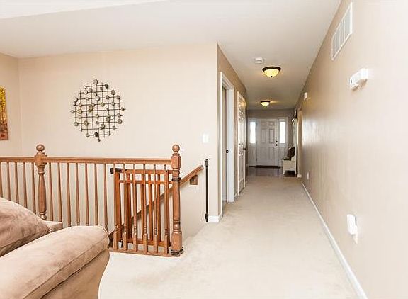 3rd image of 6901 Arbor Cove Dr