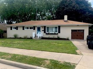 1207 Clinton Ave SE, North Canton, OH 44720