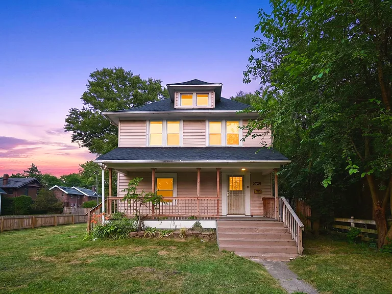 3726 Homewood Ave — Photo 4