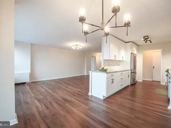 1001 City Ave #E1010, Wynnewood, PA 19096