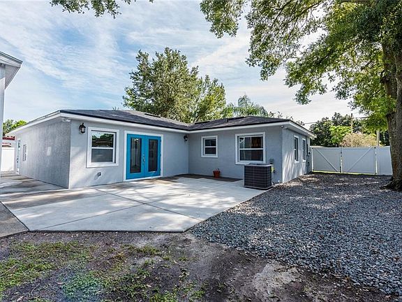 5th image of 130 Balsam Dr