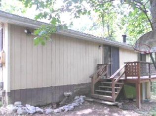 351 Tall Pine Ln, Gerrardstown, WV 25420