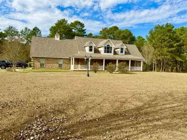 2645 Birmingham Rd, Marshall, TX 75672