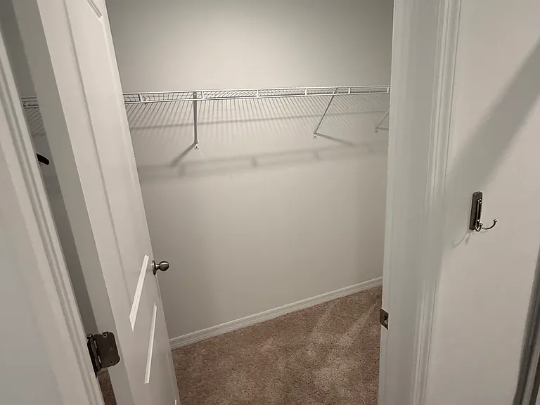 150 Blackstone Dr — Photo 12
