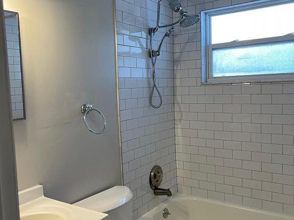 5th image of 345 Ponce De Leon Pl APT 2
