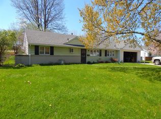 1705 Longwood Dr, Toledo, OH 43615
