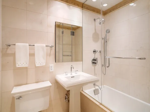 300 East 74th Street 18E image 8 of 9