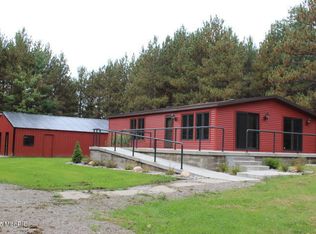 11168 N Darr Rd, Free Soil, MI 49411