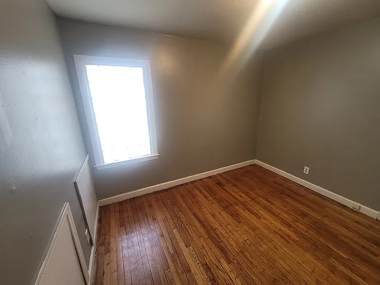 16754 West Pkwy — Photo 5