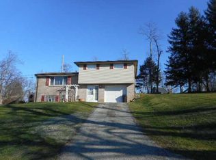 9 Marie Dr, Charleroi, PA 15022