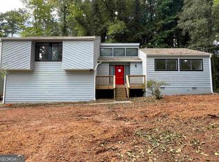 600 Rock Shadow Ct, Stone Mountain, GA 30087