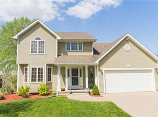1211 S H St, Indianola, IA 50125
