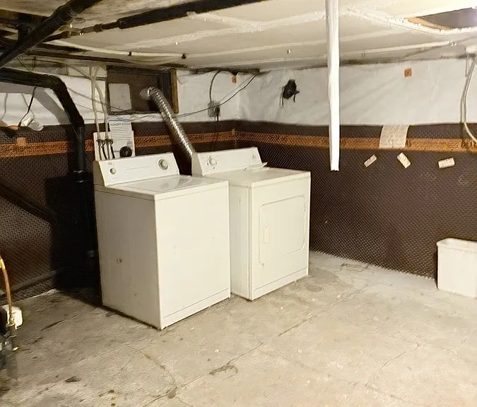 858 Windsor Ave #3 — Photo 12