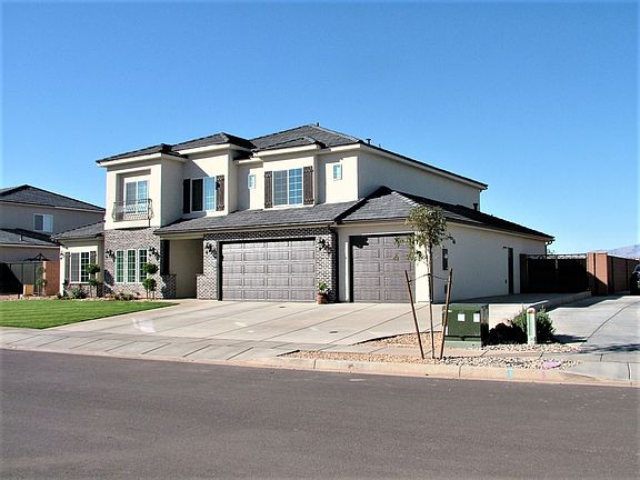 2nd image of 3504 S Bloomfield Dr