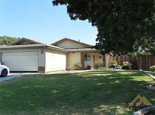 5809 Pine Trail Dr, Bakersfield, CA 93313
