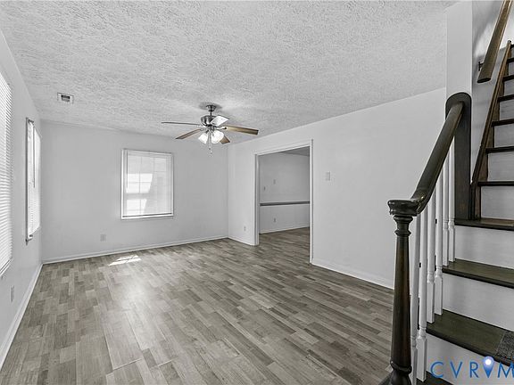 5th image of 12870 King William Rd