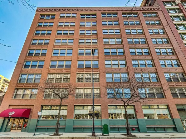 (undisclosed Address), Chicago, IL 60605