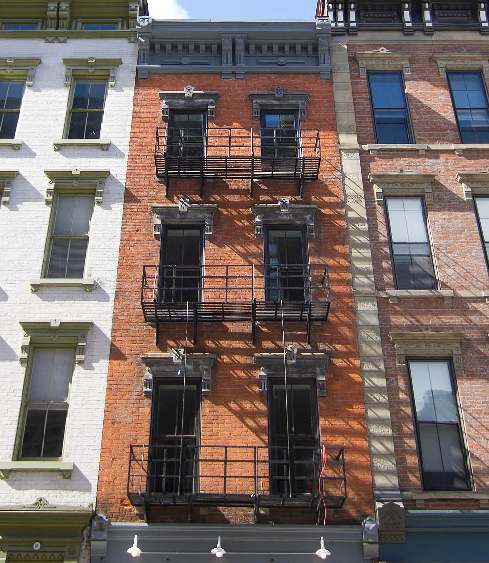 1 bed, 1.5 bath, 980 sqft, $1,775 — Photo 1