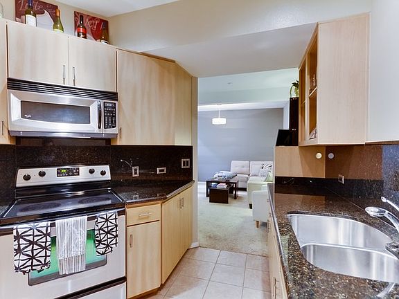 3rd image of 101 Market St Unit 115