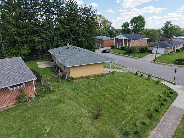 3101 Barbara Dr — Photo 3