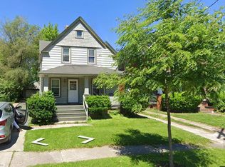 3956 E 53rd St, Newburgh Heights, OH 44105