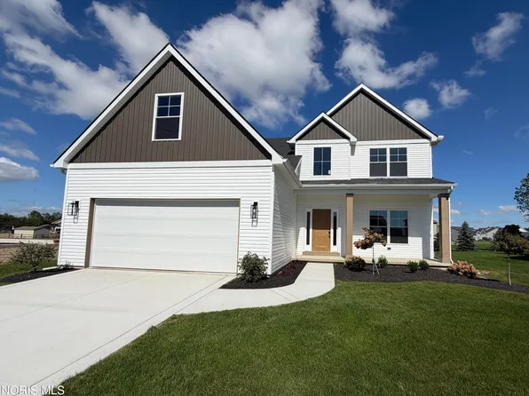 5045 Magnolia Dr, Oregon, OH 43616