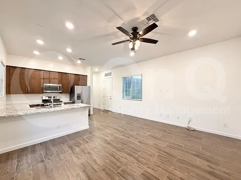 9821 E Thornbush Ave — Photo 22