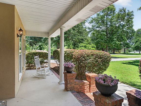 5th image of 5543 Tara Rd