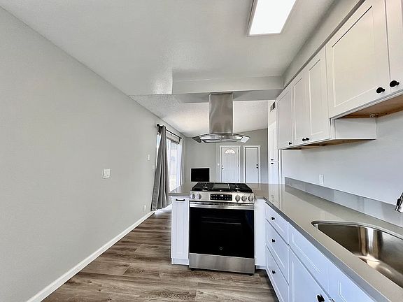 5th image of 756 Pombreden Ct