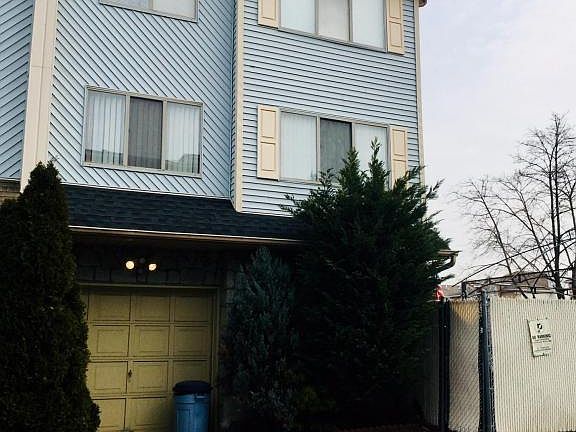 2nd image of 267 Candon Ave