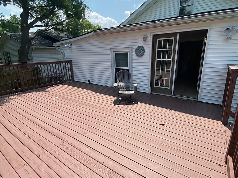 731 Aurora Ave — Photo 9