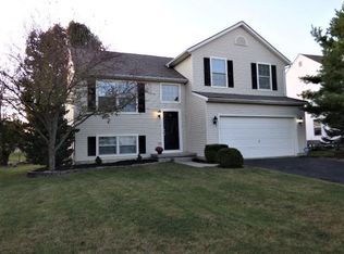 219 Kemperwood Dr, Pataskala, OH 43062