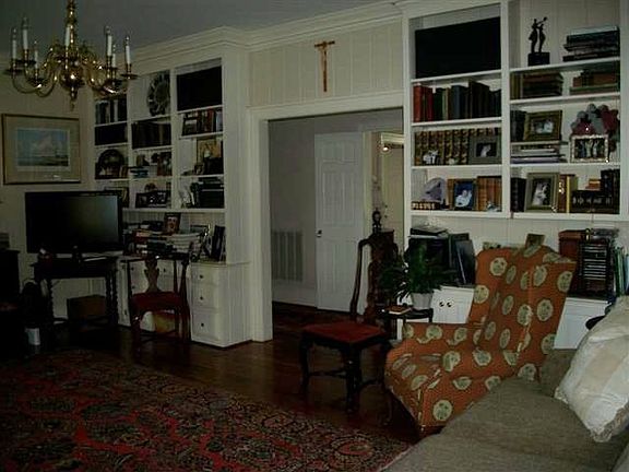 5th image of 3126 Montpelier Dr