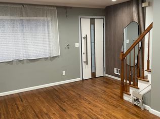 15 Weed Ave #1, Staten Island, NY 10306