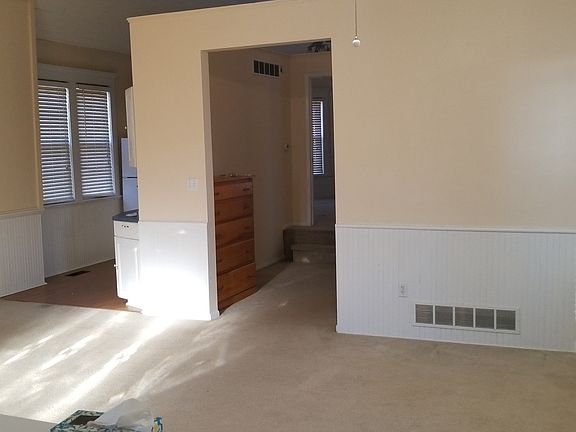 3rd image of 634 7th St