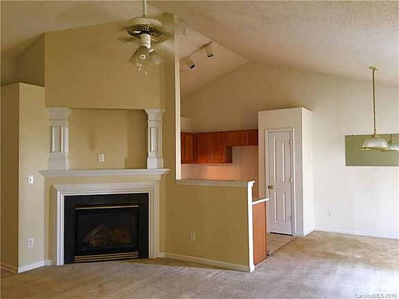 4th image of 5835 Shining Oak Ln