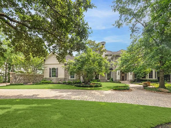 18 Norlund Way, The Woodlands, TX 77382