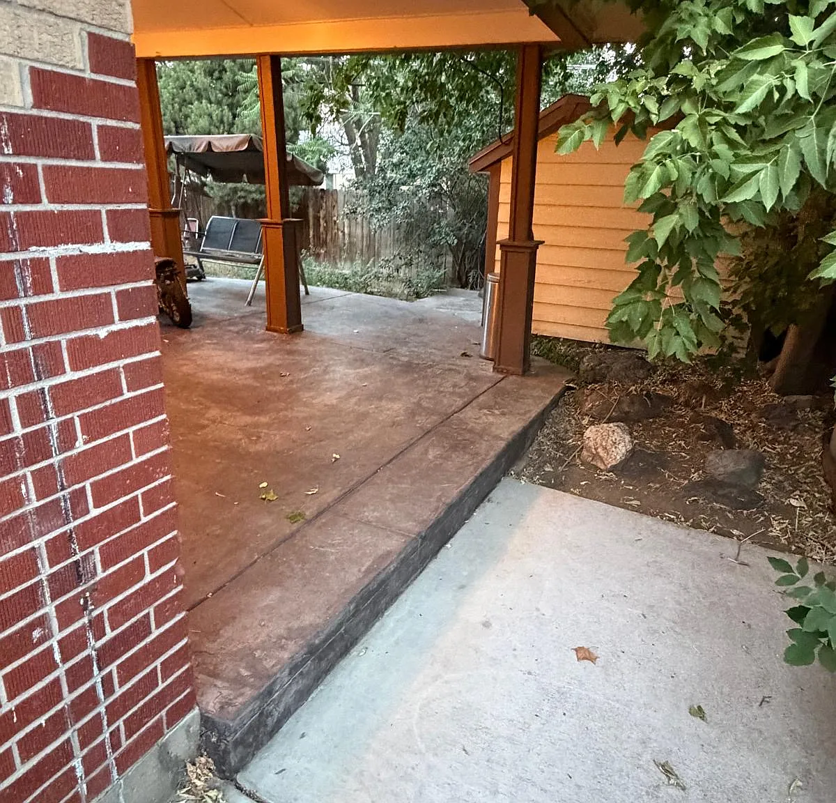 3 bed, 2477 sqft, $3,000 — Photo 2