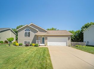 8242 Lockerbie Dr, Parma, MI 49269