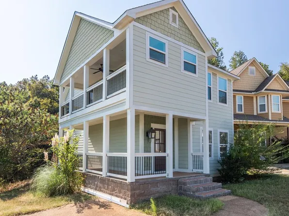 122 Edgewood Cv, Oxford, MS 38655