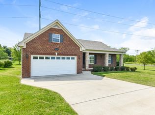 352 Drivers Ln, Gallatin, TN 37066