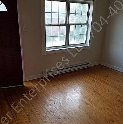 5th image of 114 Earnhardt Ave