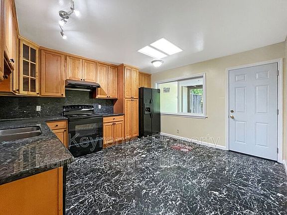 5th image of 4937 Union Ave