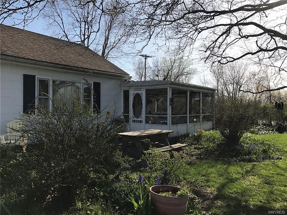 1st image of 3353 Woodlawn Ave